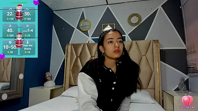 Mia scarlet69 online show from November 19, 2025, 12:16 pm