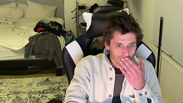 Snapshot of Dylansd chatting on December 23, 2024, 6:44 am Dylansd online show from December 23, 2024, 6:44 am