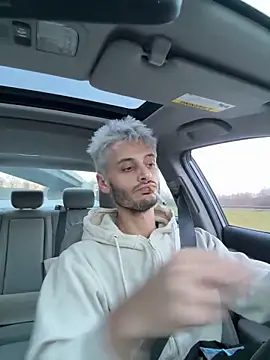 Snapshot of Dylansd chatting on December 28, 2024, 9:40 pm Dylansd online show from December 28, 2024, 9:40 pm