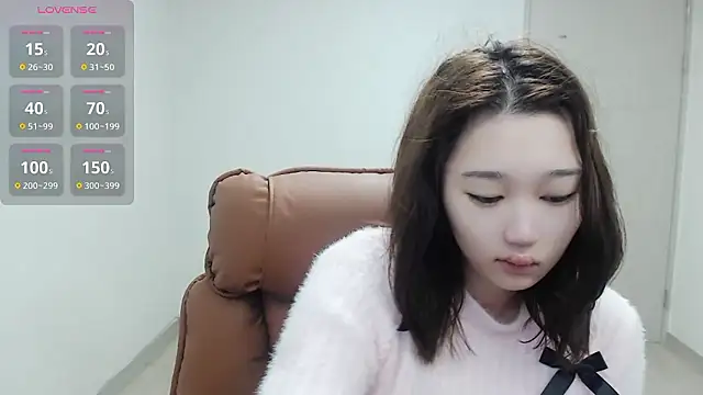 daniela  0 online show from December 3, 2024, 3:48 am