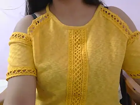 Snapshot of diva-22 chatting on March 6, 2025, 9:03 am diva-22 online show from March 6, 2025, 9:03 am