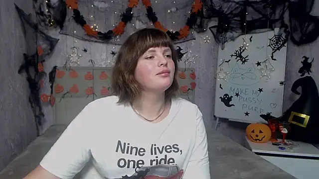 Snapshot of StaceyLex chatting on November 3, 2025, 7:35 am StaceyLex online show from November 3, 2025, 7:35 am