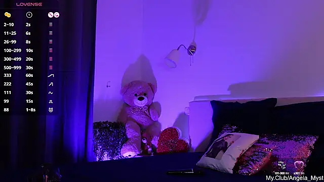 Snapshot of Angela_Myst chatting on September 14, 2025, 1:11 pm Angela Myst online show from September 14, 2025, 1:11 pm