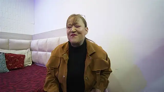 Snapshot of MeryLands chatting on September 11, 2025, 11:43 am MeryLands online show from September 11, 2025, 11:43 am