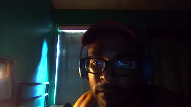        the online show from December 13, 2025, 8:04 pm