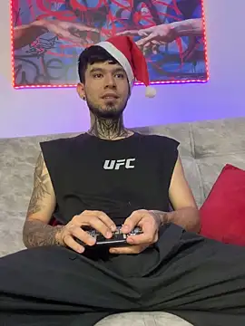 Snapshot of Anthony-Martin chatting on December 15, 2025, 1:06 pm Anthony-Martin online show from December 15, 2025, 1:06 pm