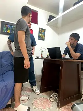 Snapshot of Anthony-Martin chatting on January 14, 2026, 2:20 pm Anthony-Martin online show from January 14, 2026, 2:20 pm