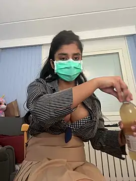 Snapshot of ScarletAss chatting on March 18, 2025, 5:23 pm ScarletAss online show from March 18, 2025, 5:23 pm