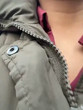 Snapshot of ScarletAss chatting on September 29, 2025, 5:14 am ScarletAss online show from September 29, 2025, 5:14 am