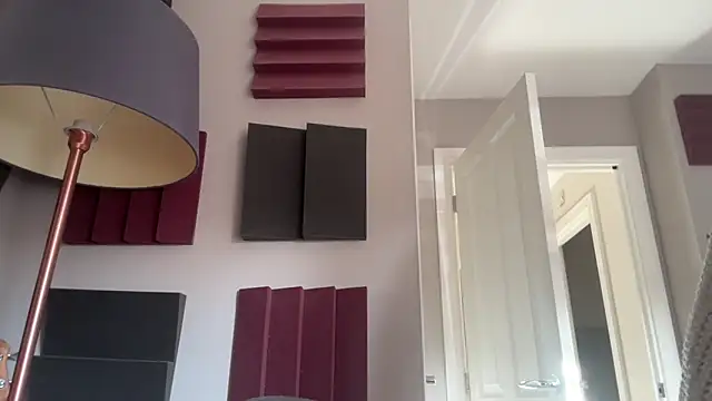 Snapshot of LustfulLuna_ chatting on December 5, 2025, 9:52 am LustfulLuna online show from December 5, 2025, 9:52 am