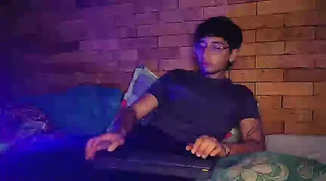 Snapshot of Dereck_Dickson chatting on March 19, 2025, 5:41 am Dereck Dickson online show from March 19, 2025, 5:41 am