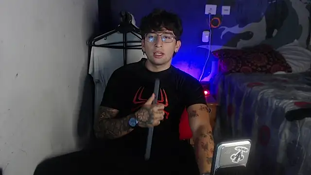 Snapshot of Dereck_Dickson chatting on November 29, 2025, 3:06 am Dereck Dickson online show from November 29, 2025, 3:06 am