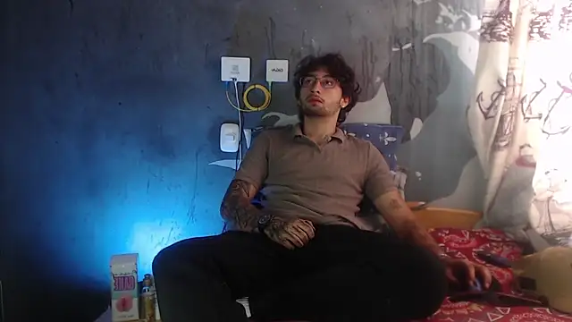 Snapshot of Dereck_Dickson chatting on October 11, 2025, 3:35 pm Dereck Dickson online show from October 11, 2025, 3:35 pm