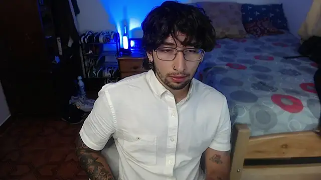 Snapshot of Dereck_Dickson chatting on October 4, 2025, 10:55 pm Dereck Dickson online show from October 4, 2025, 10:55 pm