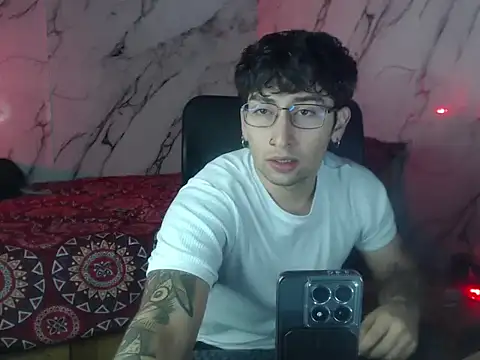 Snapshot of Dereck_Dickson chatting on February 22, 2026, 2:58 am Dereck Dickson online show from February 22, 2026, 2:58 am