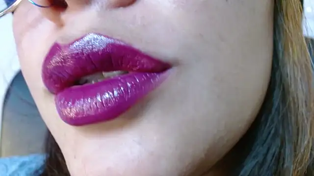 Snapshot of miss_evoleth2 chatting on November 29, 2025, 8:47 am miss evoleth2 online show from November 29, 2025, 8:47 am