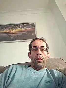 Snapshot of Jrec110 chatting on April 10, 2026, 7:48 am Jrec110 online show from April 10, 2026, 7:48 am