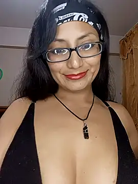 Lucy Chery online show from January 15, 2026, 12:58 am