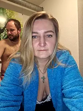 CoupleKitty online show from November 19, 2025, 7:58 pm