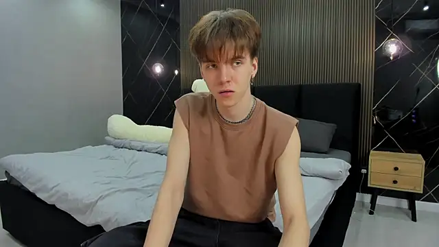 Snapshot of braxiboy chatting on January 2, 2025, 3:19 pm braxiboy online show from January 2, 2025, 3:19 pm