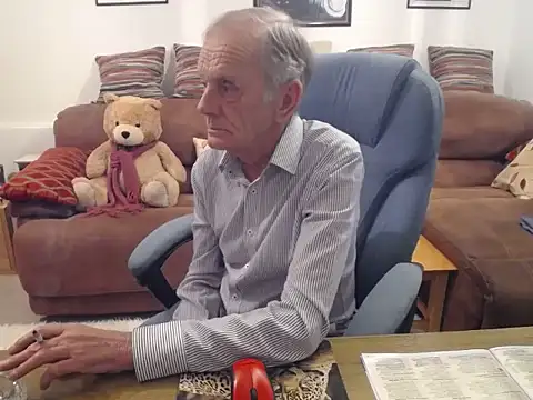 Snapshot of Ferret7777 chatting on November 3, 2025, 8:01 pm Ferret7777 online show from November 3, 2025, 8:01 pm