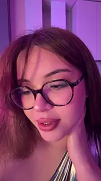 CutiePie3 online show from April 10, 2026, 8:38 pm
