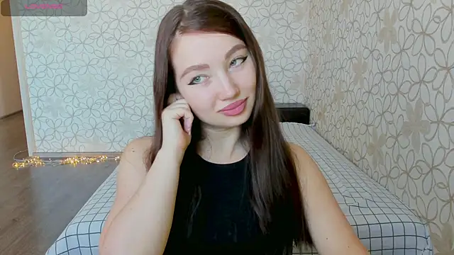 Lissa Cristal online show from June 1, 2026, 6:46 am