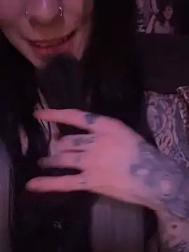 MissMidnightUK online show from January 19, 2026, 12:03 am