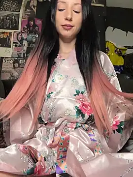 MissMidnightUK online show from February 21, 2026, 12:34 am