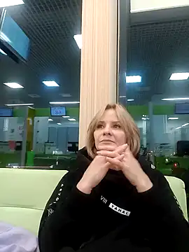 Snapshot of Milen_Milf chatting on December 13, 2024, 1:33 pm Milen Milf online show from December 13, 2024, 1:33 pm