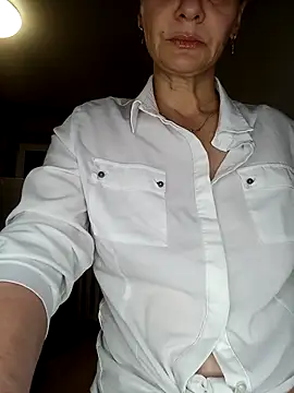 Snapshot of Milen_Milf chatting on March 2, 2025, 7:41 pm Milen Milf online show from March 2, 2025, 7:41 pm