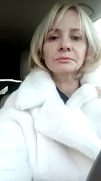 Snapshot of Milen_Milf chatting on January 17, 2025, 11:17 am Milen Milf online show from January 17, 2025, 11:17 am