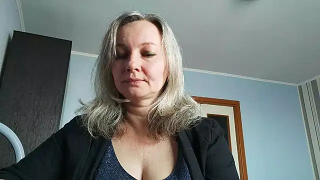 Snapshot of EdithManning chatting on March 13, 2026, 6:07 am EdithManning online show from March 13, 2026, 6:07 am