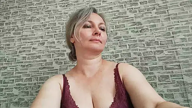 EdithManning online show from September 9, 2025, 6:01 am