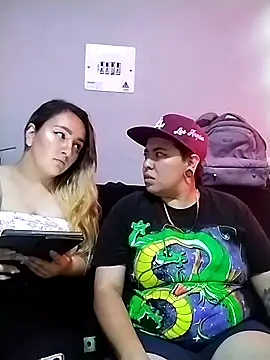 Snapshot of katieeandsharonn chatting on March 24, 2026, 9:26 pm katieeandsharonn online show from March 24, 2026, 9:26 pm