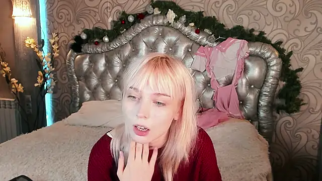 -NoraBless online show from December 23, 2024, 1:24 pm