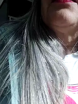 Snapshot of miisevvie_ chatting on March 14, 2025, 12:32 am miisevvie online show from March 14, 2025, 12:32 am