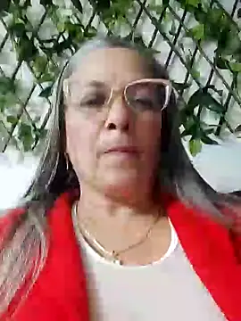 Snapshot of miisevvie_ chatting on March 10, 2025, 8:06 am miisevvie online show from March 10, 2025, 8:06 am