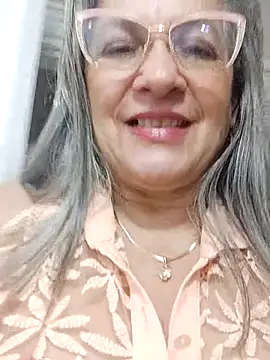 Snapshot of miisevvie_ chatting on March 2, 2025, 2:41 am miisevvie online show from March 2, 2025, 2:41 am