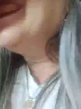 Snapshot of miisevvie_ chatting on March 4, 2025, 2:06 am miisevvie online show from March 4, 2025, 2:06 am
