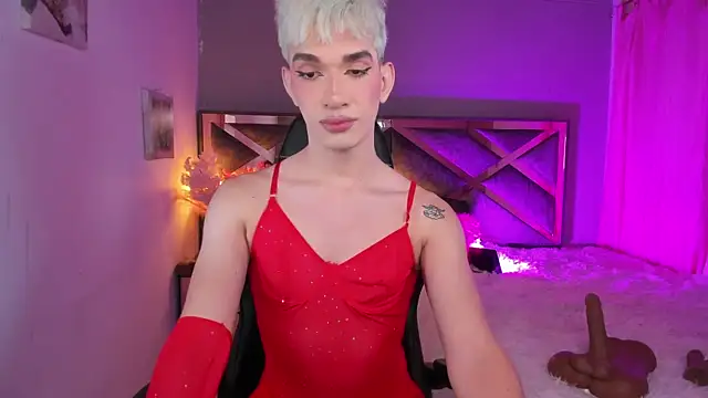 Cherry zayden  online show from April 13, 2026, 7:40 pm