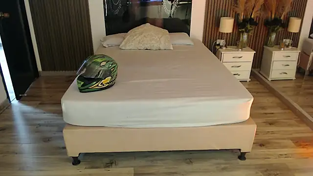 Sam mansson66 online show from February 16, 2026, 12:37 pm