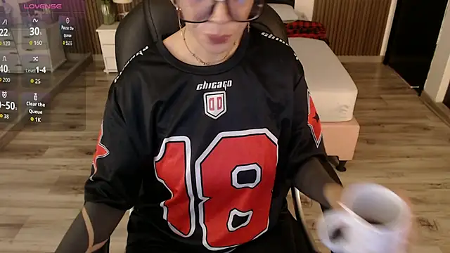 Snapshot of Sam_mansson66 chatting on November 18, 2025, 3:15 pm Sam mansson66 online show from November 18, 2025, 3:15 pm