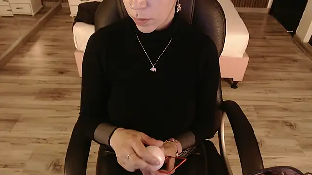 Snapshot of Sam_mansson66 chatting on November 13, 2025, 1:37 pm Sam mansson66 online show from November 13, 2025, 1:37 pm