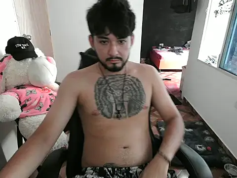 Snapshot of SeduxionDuo chatting on October 30, 2025, 7:00 pm SeduxionDuo online show from October 30, 2025, 7:00 pm