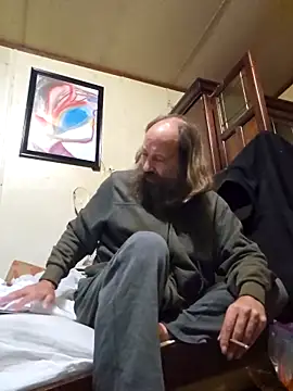 Snapshot of Beyond1978 chatting on November 19, 2025, 10:59 am Beyond1978 online show from November 19, 2025, 10:59 am