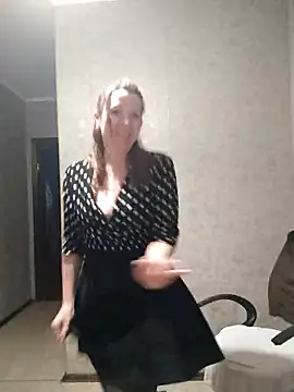 VselenaSun402 online show from March 13, 2025, 3:17 pm