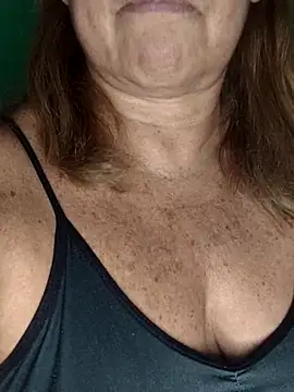 Snapshot of Kasandra_Ho chatting on November 11, 2025, 1:44 am Kasandra Ho online show from November 11, 2025, 1:44 am