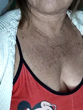 Snapshot of Kasandra_Ho chatting on October 15, 2025, 2:10 am Kasandra Ho online show from October 15, 2025, 2:10 am