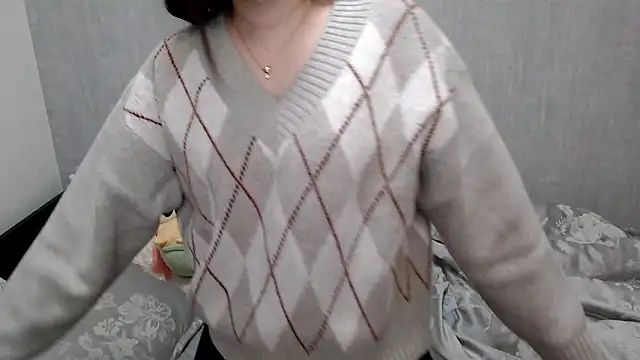 Snapshot of -SHIZUKU- chatting on December 7, 2024, 12:40 pm -SHIZUKU- online show from December 7, 2024, 12:40 pm